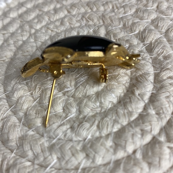 Turtle Brooch - Picture 3 of 3